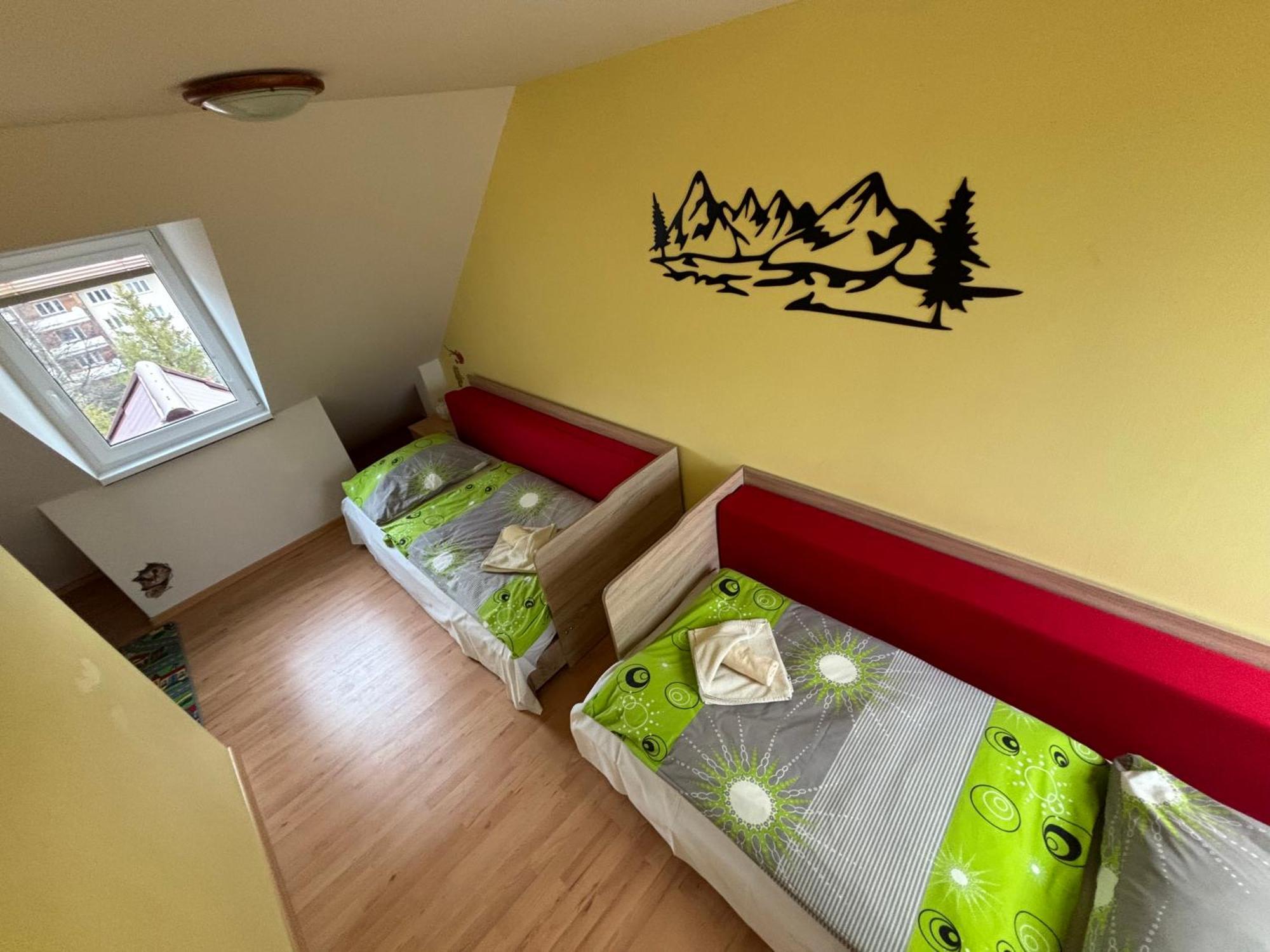 Duplex Tatranska Lomnica, Vysoke Tatry Apartment *